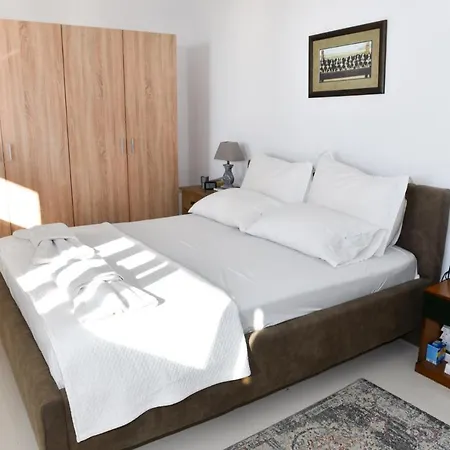 Verga Villa *